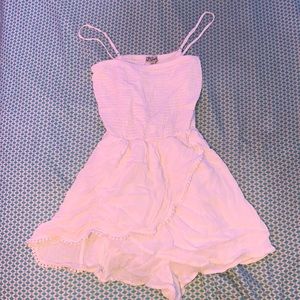 White, size XL dress